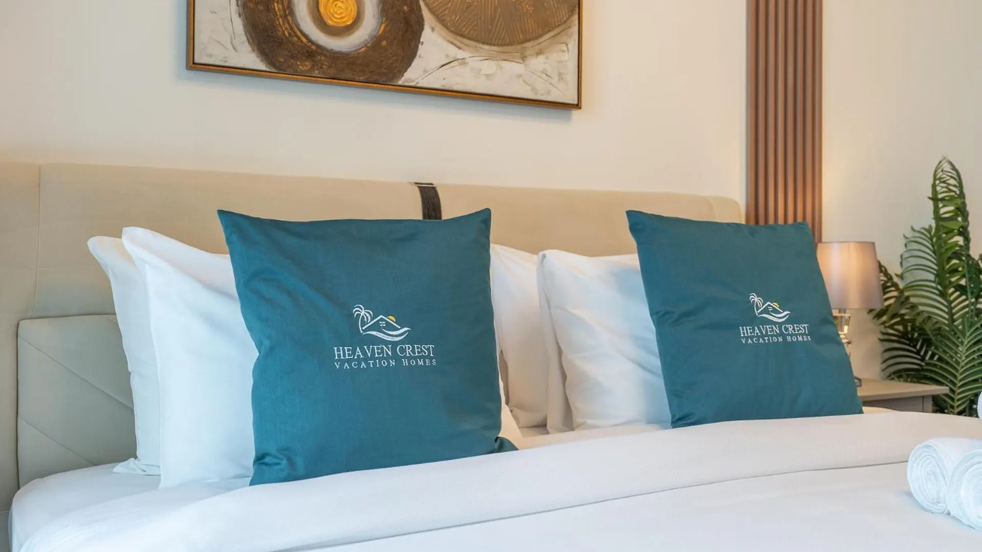 Heaven Crest Vacation Homes - Balcony With City View 1Bhk In Jlt Dubai Close To Metro & Marina
